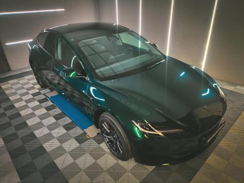 CarWrapping Teckwrap Gloss Green Black Silk